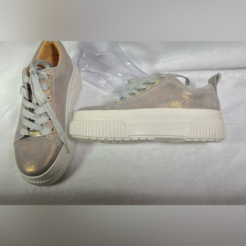 J/SLIDES Gray with Gold Metallic Finish Lace Up Shoes Leather Upper Size 6 - Picture 8 of 14